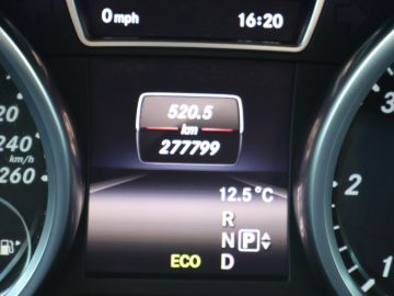 Mercedes-Benz M-Klasse