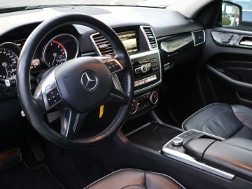 Mercedes-Benz M-Klasse