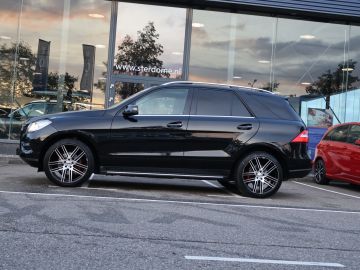 Mercedes-Benz M-Klasse