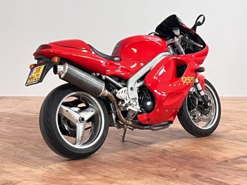 Triumph Sport Daytona T595