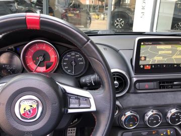 Abarth 124 Spider