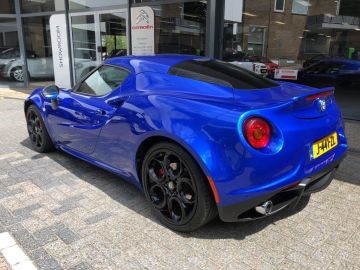 Alfa Romeo 4C