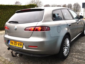 Alfa Romeo 159