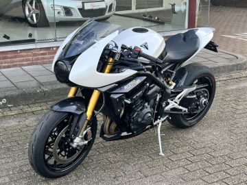 Triumph Speed Triple 1200 RR