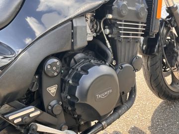 Triumph Tour Speed Triple T300