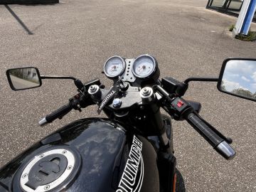 Triumph Tour Speed Triple T300