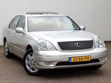 Lexus LS