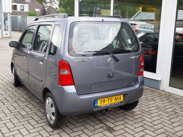 Suzuki Wagon R+