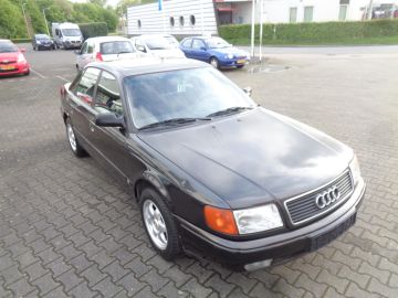 Audi 100