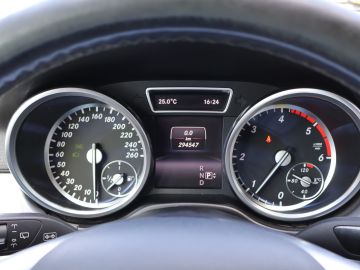 Mercedes-Benz ML