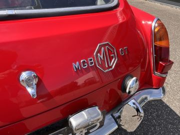 MG B