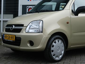 Opel Agila