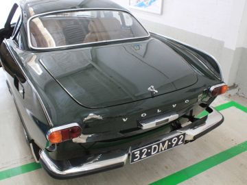 Volvo P1800