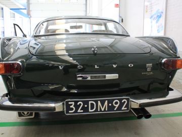 Volvo P1800