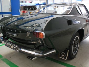 Volvo P1800