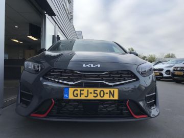 Kia ProCeed