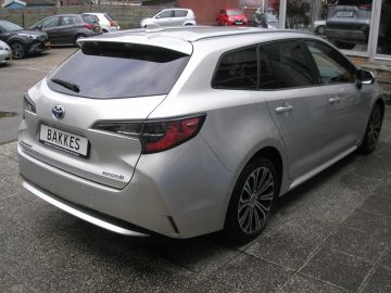 Toyota Corolla Touring Sports