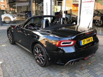 Abarth 124 Spider