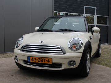 MINI Cooper Cabrio