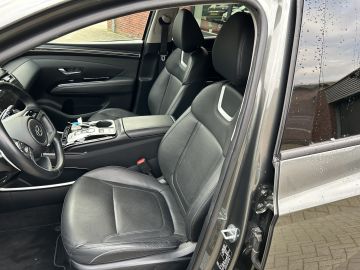 Hyundai TUCSON Hybrid