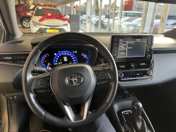 Toyota Corolla Touring Sports