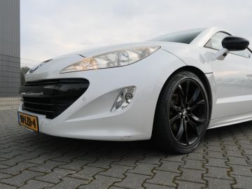 Peugeot RCZ