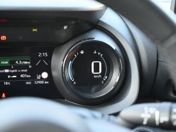 Mazda 2 Hybrid