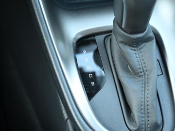 Mazda 2 Hybrid