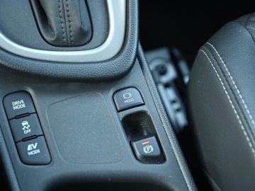 Mazda 2 Hybrid