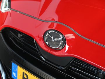 Mazda 2 Hybrid