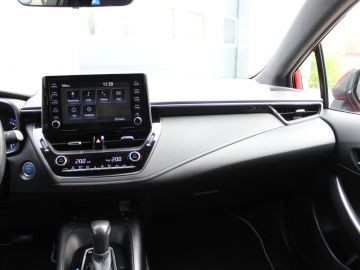 Toyota Corolla Touring Sports