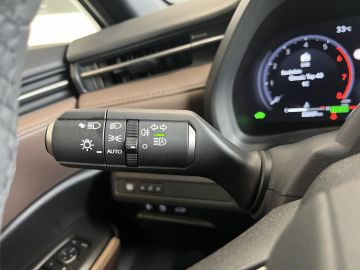 Lexus LBX