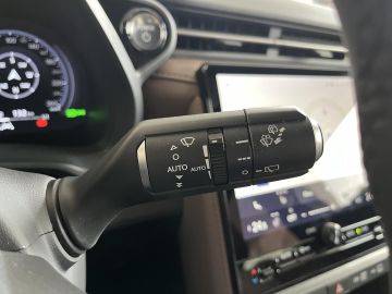 Lexus LBX