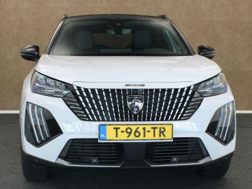 Peugeot E-2008