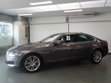 Jaguar XF