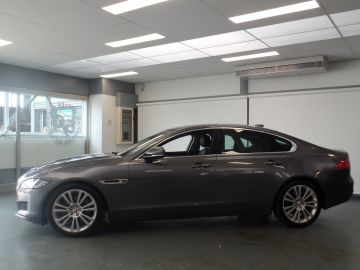 Jaguar XF