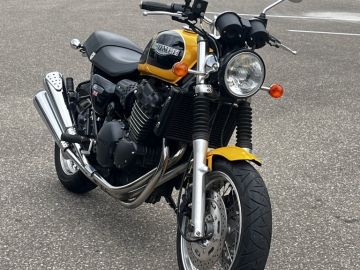Triumph Thunderbird Sport 900