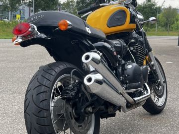 Triumph Thunderbird Sport 900