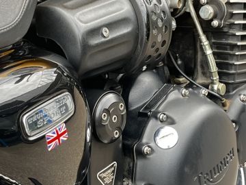 Triumph Thunderbird Sport 900