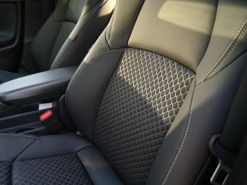 Mazda 2 Hybrid