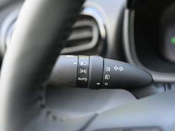 Mazda 2 Hybrid