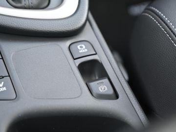 Mazda 2 Hybrid