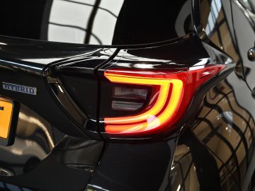 Mazda 2 Hybrid