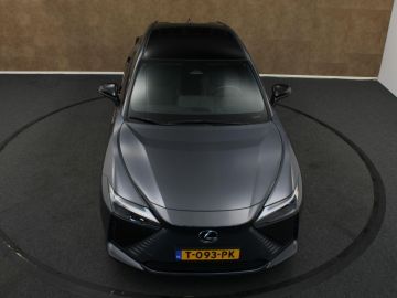 Lexus RZ