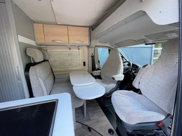 Hymer FREE 602 Hymer Free 602 - Hefdak - Achteruitrijcamera - Navi - Trekhaak Etc Etc