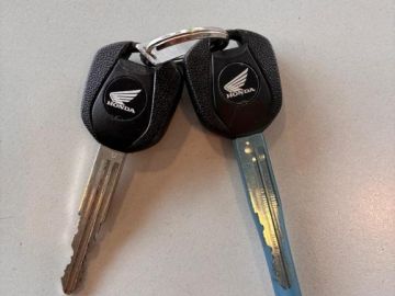 Honda CBF 600 SA Tour CBF600SA, Lage Km-stand !, Handvat Verwarming