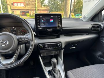 Mazda 2 Hybrid