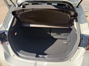 Mazda 2 Hybrid