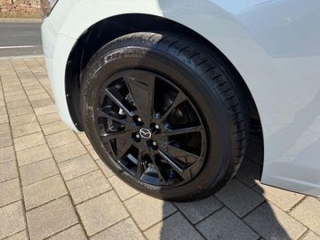 Mazda 2 Hybrid