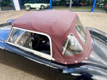 MG MGA